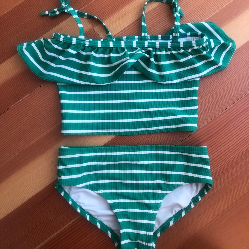 Hanna Andersson size 130 (8) green and white stripe two piece bathing suit.